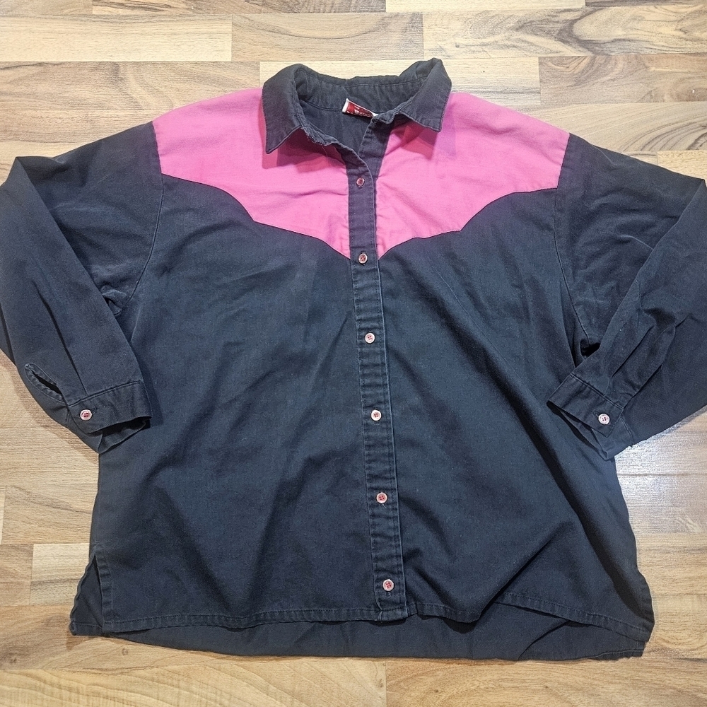 Vintage Wagon Wheels Western Shirt Men’s XL Black Pink Two Tone USA Made